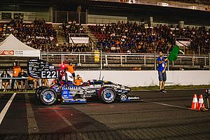 Der Rennwagen von Running Snail kurz vor dem Start