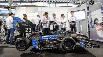 Präsentationen sind für das Running Snail Racing Team kein Neuland: Schon bei der FSG in Hockemheim konkurrierten sie mit neun Finalisten um den Daimler-Award 